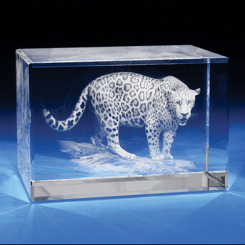 Jaguar 3D Crystal Animal Art in Crystal - Trophy manufacture in mumbai